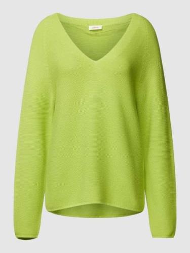 s.Oliver RED LABEL Strickpullover mit tiefem V-Ausschnitt in Neon Grue...