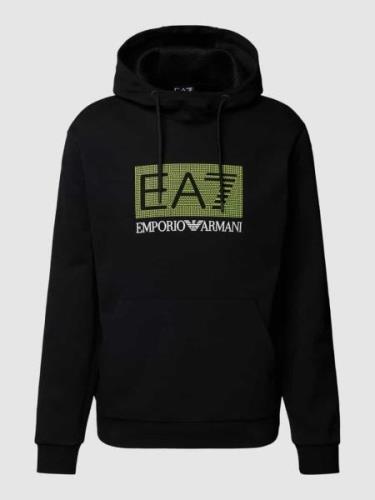 EA7 Emporio Armani Hoodie mit Label-Print Modell 'FELPA' in Black, Grö...