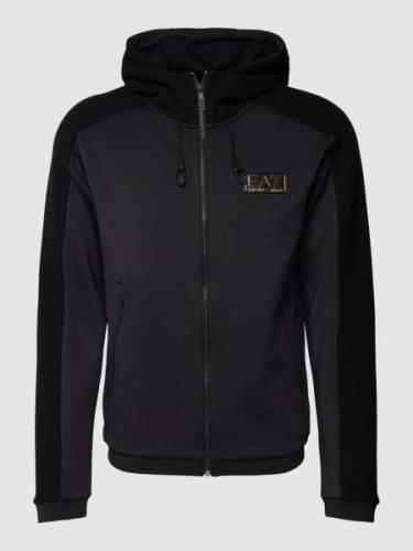 EA7 Emporio Armani Sweatjacke mit Label-Patch in Black, Größe L