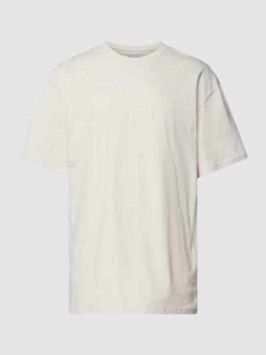 KARL KANI T-Shirt mit Label-Stitching in Offwhite, Größe XS