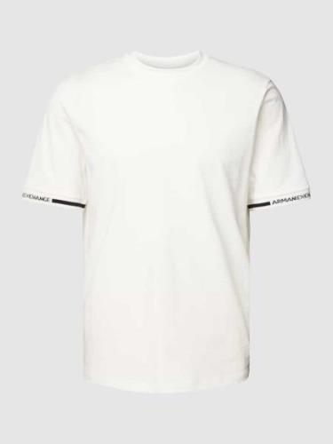 ARMANI EXCHANGE T-Shirt mit Label-Details in Offwhite, Größe M