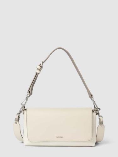 CK Calvin Klein Handtasche mit Label-Applikation Modell 'CK MUST' in E...