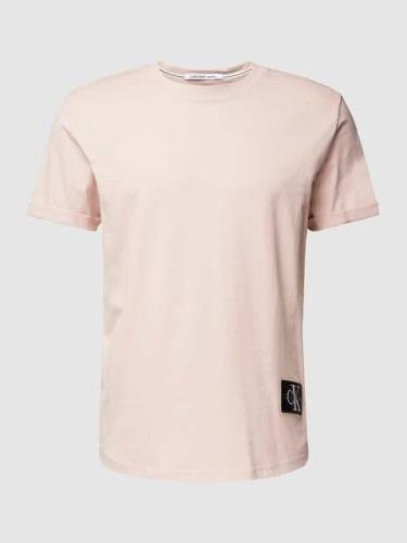 Calvin Klein Jeans T-Shirt mit Label-Patch in Rosa, Größe XS