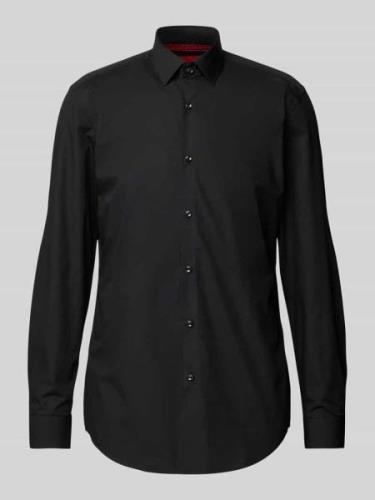 HUGO Slim Fit Business-Hemd mit Kentkragen Modell 'Koey' in Black, Grö...