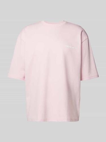 REVIEW T-Shirt mit Label-Print in Rosa, Größe L