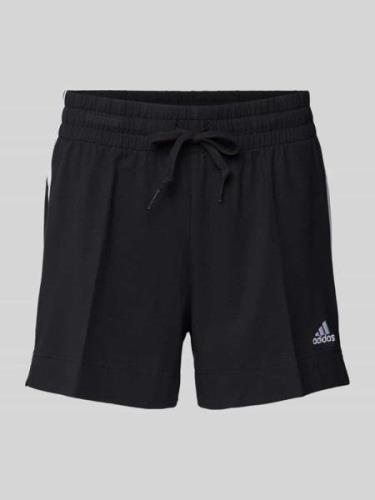 ADIDAS SPORTSWEAR Shorts mit elastischem Bund in Black, Größe M