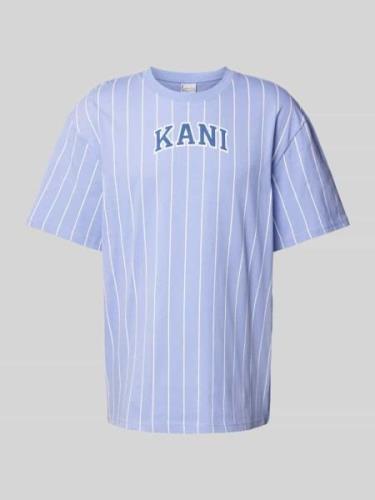 KARL KANI T-Shirt mit Nadelstreifen in Flieder, Größe M