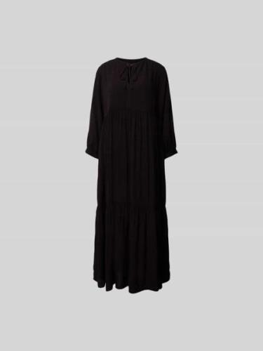 Juvia Maxikleid mit Schnürung in Black, Größe XS