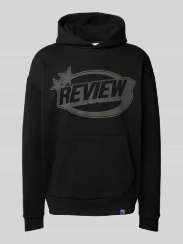 REVIEW Hoodie mit Label-Print in Black, Größe S