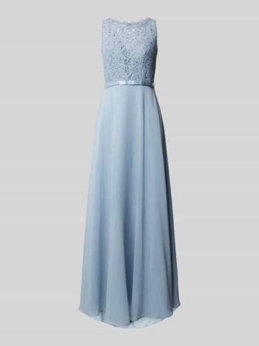 Luxuar Abendkleid mit Spitzenbesatz in Rauchblau, Größe 34