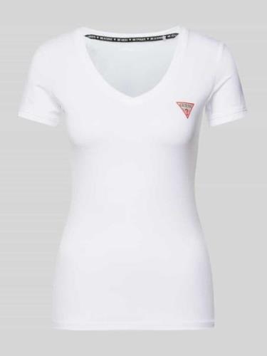 Guess T-Shirt mit V-Ausschnitt in Weiss, Größe XS
