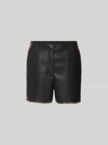Nanushka Shorts mit Zierbesatz in Black, Größe XS