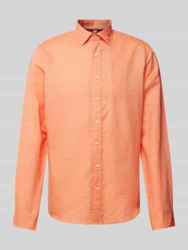 Jake*s Slim Fit Leinenhemd mit Kentkragen in Apricot, Größe M