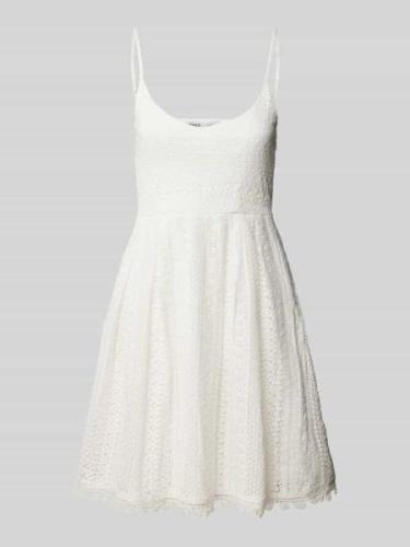 Only Knielanges Kleid mit Lochstickerei Modell 'HELENA' in Offwhite, G...