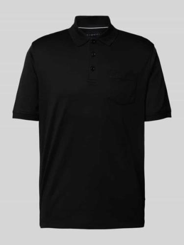 bugatti Regular Fit Poloshirt mit Brusttasche in Black, Größe S