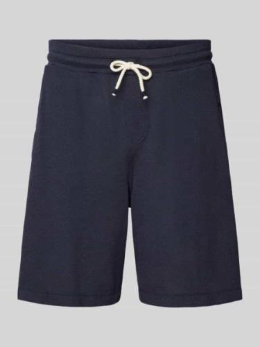 GABBA Regular Fit Shorts mit Streifenmuster Modell 'Fede Win' in Marin...