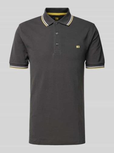 Christian Berg Men Poloshirt mit Label-Detail in Anthrazit, Größe XXXL