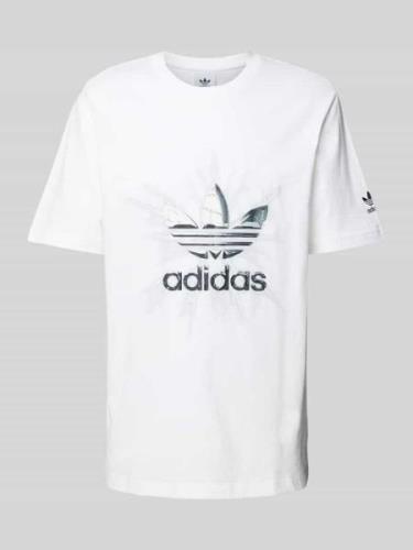 adidas Originals T-Shirt mit Label-Print in Weiss, Größe XXL