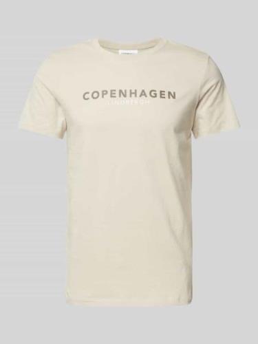 Lindbergh T-Shirt mit Label-Print Modell 'Copenhagen' in Sand, Größe X...