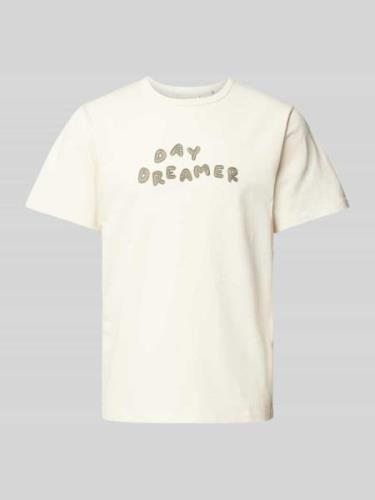 Forét T-Shirt mit Label-Detail Modell 'DREAM' in Offwhite, Größe S