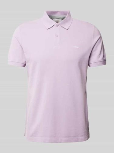 s.Oliver RED LABEL Poloshirt mit Label-Stitching in Purple, Größe M