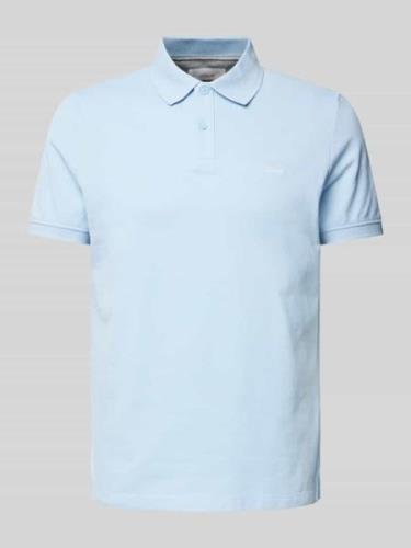 s.Oliver RED LABEL Poloshirt mit Label-Stitching in Hellblau, Größe XX...