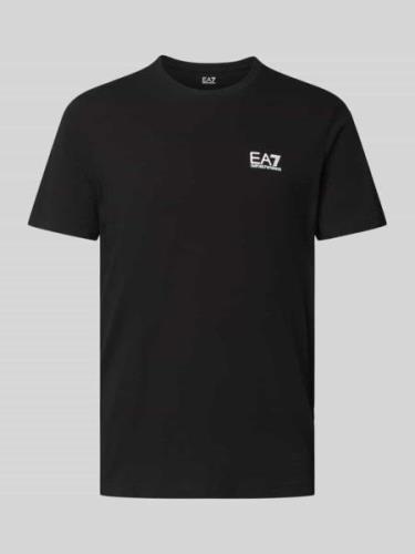 EA7 Emporio Armani T-Shirt mit Label-Print in Black, Größe L