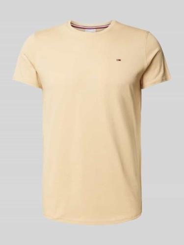 Tommy Jeans Slim Fit T-Shirt mit Logo-Stitching in Beige, Größe L