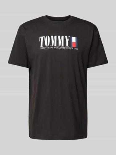 Tommy Jeans T-Shirt mit Label-Print in Black, Größe L