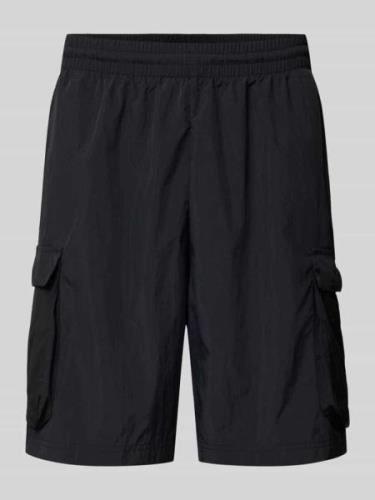 ADIDAS SPORTSWEAR Regular Fit Sweatshorts mit Cargotaschen in Black, G...