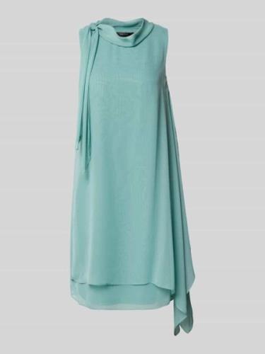 Vera Mont Knielanges Cocktailkleid mit asymmetrischem Saum in Mint, Gr...