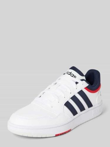 ADIDAS SPORTSWEAR Sneaker mit Label-Details Modell 'HOOPS' in Weiss, G...