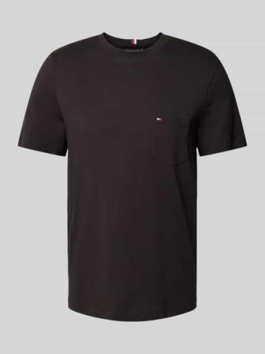 Tommy Hilfiger T-Shirt mit Brusttasche in Black, Größe S