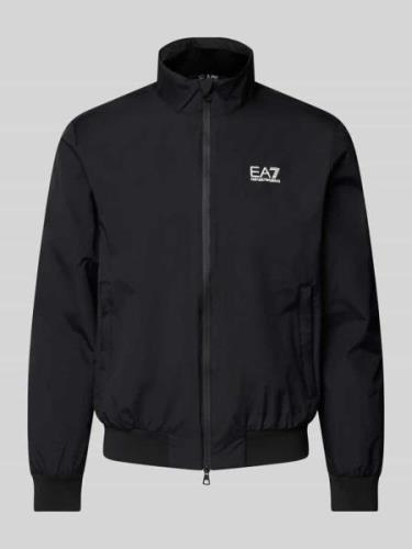 EA7 Emporio Armani Bomberjacke mit Label-Print in Black, Größe L