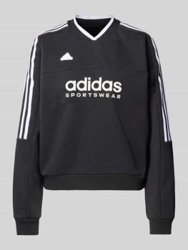 ADIDAS SPORTSWEAR Sweatshirt mit Label-Details in Black, Größe XS