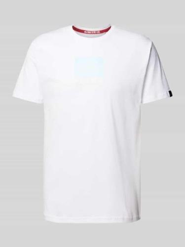 Alpha Industries T-Shirt mit Label-Print in Weiss, Größe L