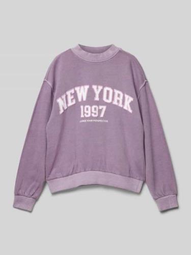 s.Oliver RED LABEL Sweatshirt mit überschnittenen Schultern in Purple,...