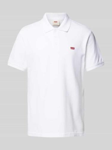 Levi's® Regular Fit Poloshirt mit Label-Patch in Weiss, Größe M