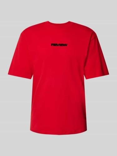 REVIEW T-Shirt mit Label-Print in Rot, Größe L