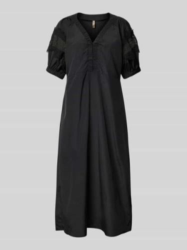 Soyaconcept Midikleid mit Spitzenbesatz Modell 'NETTI' in Black, Größe...