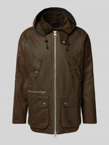 Barbour Jacke mit Pattentaschen Modell 'RE-ENGINEERED BEA' in Sand, Gr...