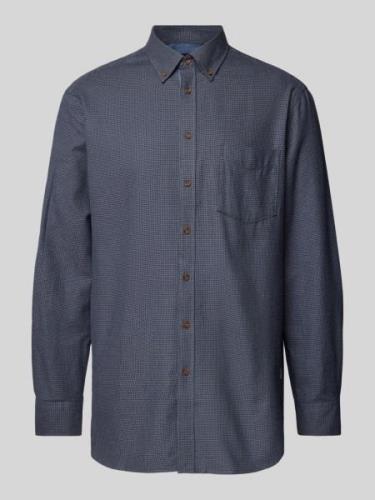 Christian Berg Men Regular Fit Freizeithemd mit Button-Down-Kragen in ...