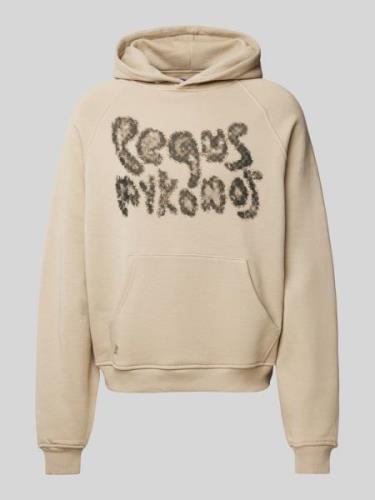 PEQUS Hoodie mit Label-Print in Taupe, Größe S