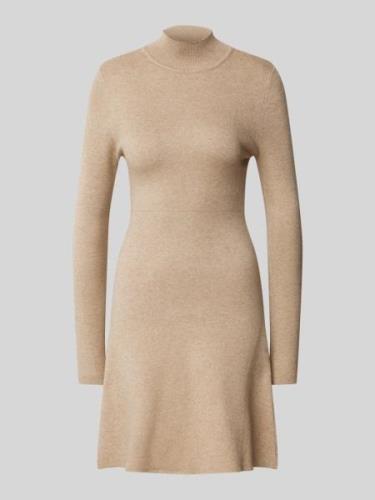 Vero Moda Tailliertes Strickkleid mit geripptem Mock-Neck Modell 'GOLD...