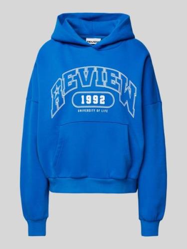 Review Hoodie mit Label-Print in Royal, Größe M