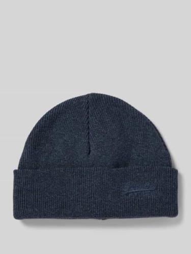 Superdry Beanie mit breitem Umschlag und Logo-Stitching in Marine Mela...