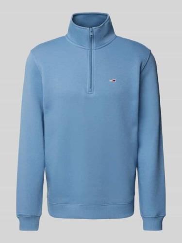 Tommy Jeans Regular Fit Sweatshirt mit Troyer-Kragen in Rauchblau, Grö...