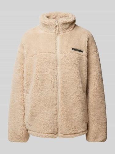 Review Sherpa Jacket mit Label-Patch in Ecru, Größe L