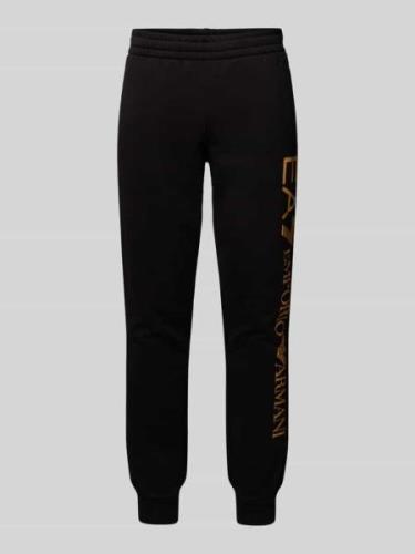 EA7 Emporio Armani Regular Fit Sweatpants mit elastischem Bund in Blac...