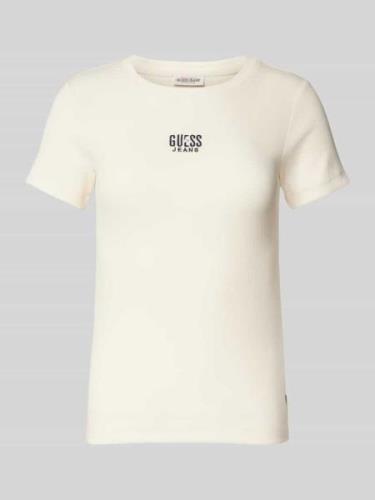 Guess Jeans Slim Fit T-Shirt mit Label-Stitching in Ecru, Größe L